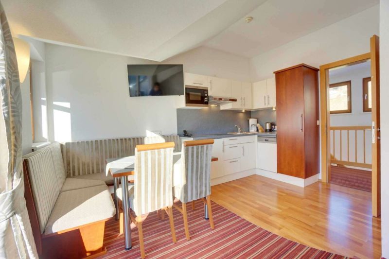 Wohnküche mit Balkon Apartment Typ I