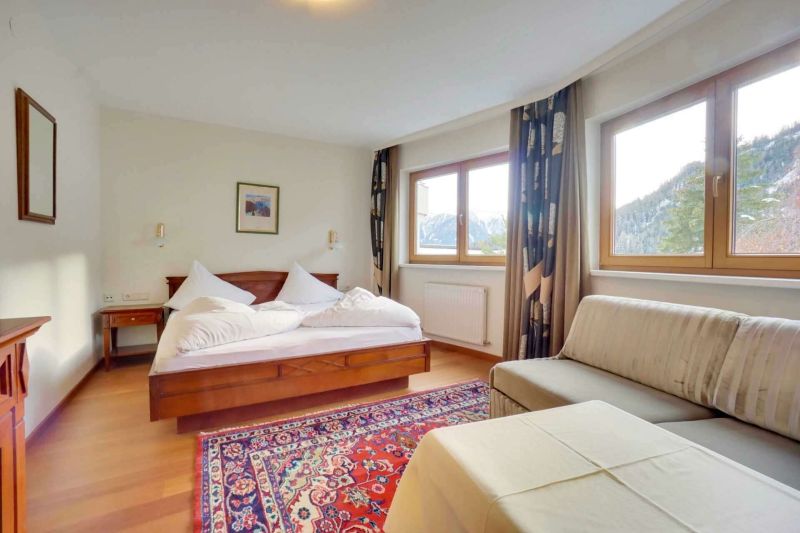 Wohnschlafzimmer mit Doppelbett Familienzimmer Typ E