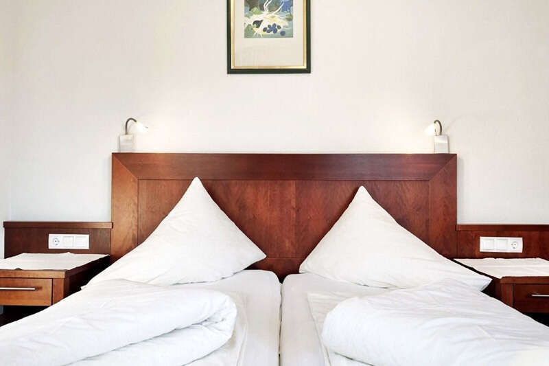 Bedroom with double bed in apartment type H